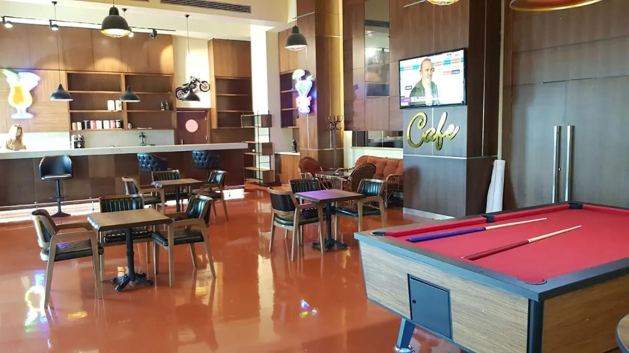 La Quinta By Wyndham Istanbul Gunesli 5*,